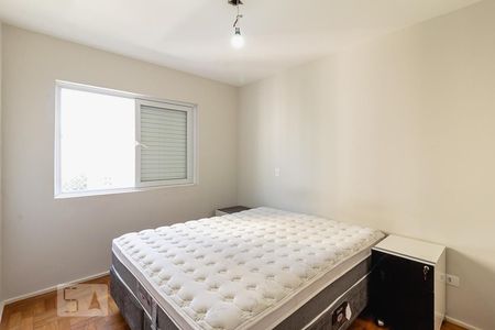 Primeiro dormitório de apartamento para alugar com 2 quartos, 70m² em Vila Uberabinha, São Paulo