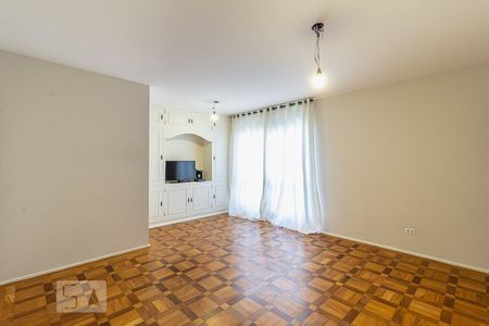 Sala de apartamento para alugar com 2 quartos, 70m² em Vila Uberabinha, São Paulo