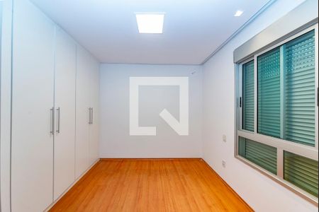 Suíte 2 de apartamento à venda com 2 quartos, 60m² em Belvedere, Belo Horizonte