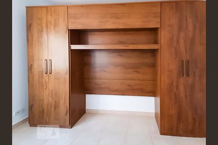 Apartamento para alugar com 38m², 1 quarto e sem vagaQuarto