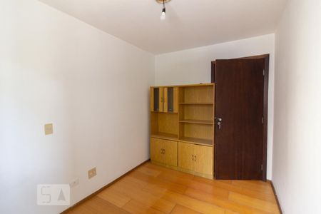 Quarto 2 de apartamento para alugar com 2 quartos, 80m² em Vila Izabel, Curitiba