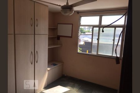 Quarto 1 de apartamento para alugar com 2 quartos, 50m² em Taquara, Rio de Janeiro