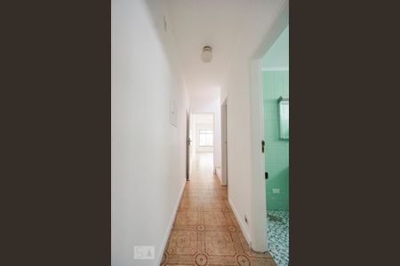 Corredor sala cozinha de casa para alugar com 3 quartos, 147m² em Vila Prudente, São Paulo