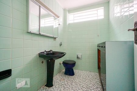 Banheiro de casa para alugar com 3 quartos, 147m² em Vila Prudente, São Paulo