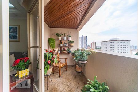 Varnda da Sala de apartamento à venda com 4 quartos, 131m² em Vila Assunção, Santo André