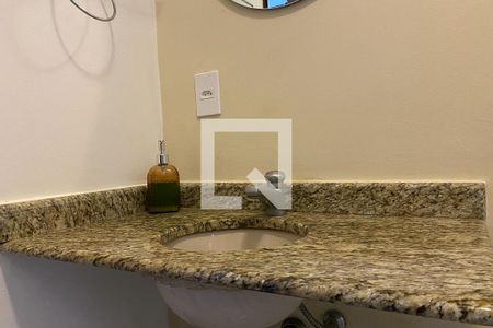 Casa para alugar com 180m², 2 quartos e 3 vagasBanheiro da suíte 2