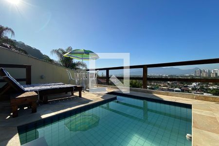 Casa para alugar com 180m², 2 quartos e 3 vagasPiscina