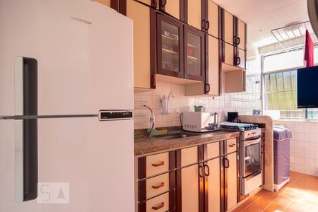 Cozinha  de apartamento para alugar com 2 quartos, 57m² em Engenhoca, Niterói