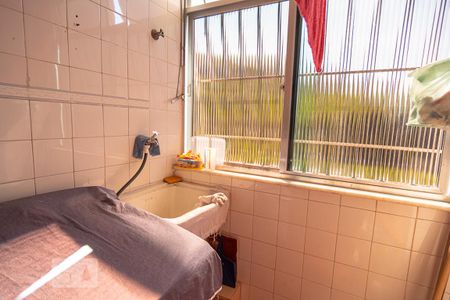 Área de Serviço de apartamento para alugar com 2 quartos, 57m² em Engenhoca, Niterói