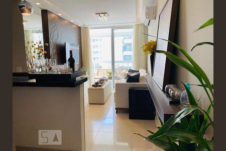 Apartamento para alugar com 55m², 1 quarto e 1 vagaSala