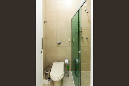 Casa à venda com 620m², 3 quartos e 5 vagasBanheiro 02