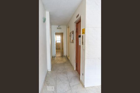 Apartamento para alugar com 68m², 2 quartos e sem vaga Apartamento para alugar com 68m², 2 quartos e sem vagaHall de Entrada