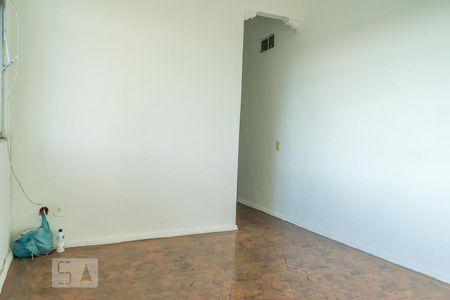 Sala de apartamento para alugar com 2 quartos, 68m² em Olaria, Rio de Janeiro