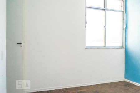 Quarto 2 de apartamento para alugar com 2 quartos, 68m² em Olaria, Rio de Janeiro