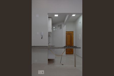 Sala de kitnet/studio à venda com 1 quarto, 37m² em Santa Efigênia, São Paulo