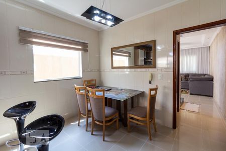 Casa à venda com 160m², 3 quartos e 4 vagas Casa à venda com 160m², 3 quartos e 4 vagasCopa