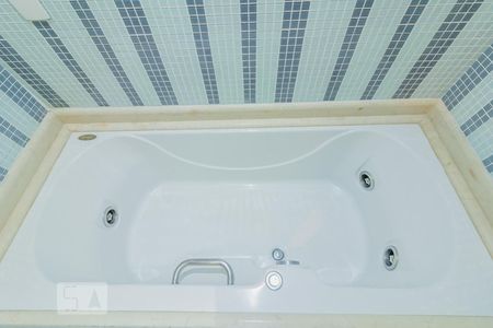 Apartamento à venda com 200m², 3 quartos e 3 vagasSuíte 03