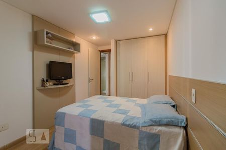 Apartamento à venda com 200m², 3 quartos e 3 vagasQuarto 02 com Suíte