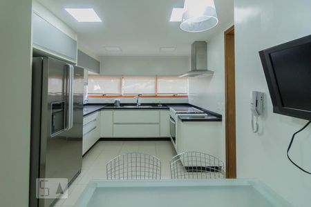 Apartamento à venda com 200m², 3 quartos e 3 vagasCozinha