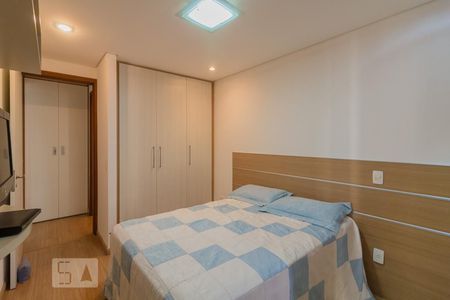 Apartamento à venda com 200m², 3 quartos e 3 vagasQuarto 02 com Suíte