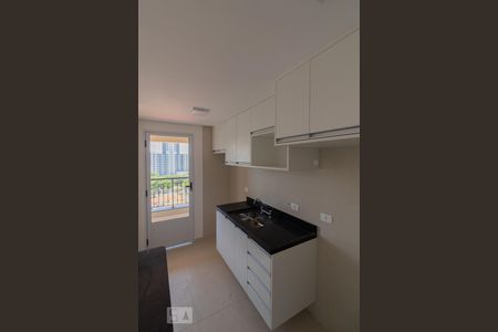Cozinha de apartamento para alugar com 1 quarto, 47m² em Parada Inglesa, São Paulo