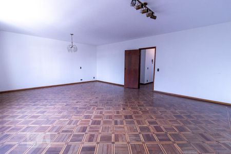 Sala de casa à venda com 5 quartos, 280m² em Mooca, São Paulo