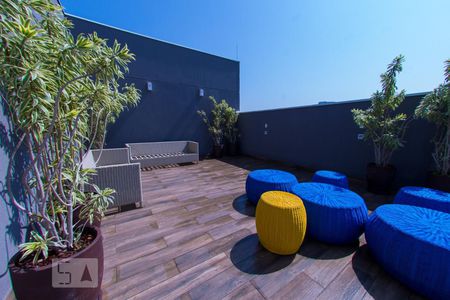 Studio à venda com 27m², 1 quarto e 1 vagaÁrea comum - Piscina