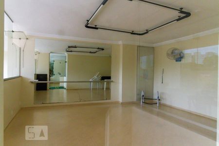 Apartamento à venda com 74m², 2 quartos e 1 vaga Apartamento à venda com 74m², 2 quartos e 1 vagaÁrea comum - Academia