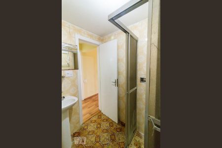 Apartamento à venda com 74m², 2 quartos e 1 vaga Apartamento à venda com 74m², 2 quartos e 1 vagaBanheiro da Suíte