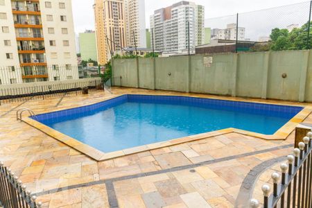Apartamento à venda com 74m², 2 quartos e 1 vaga Apartamento à venda com 74m², 2 quartos e 1 vagaÁrea comum - Piscina