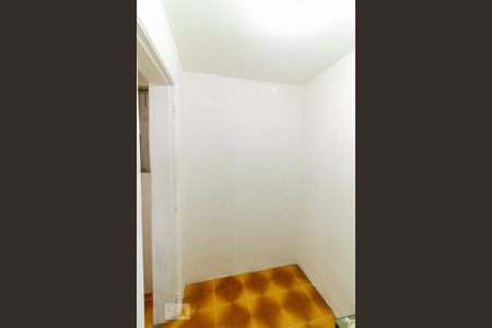 Apartamento à venda com 74m², 2 quartos e 1 vaga Apartamento à venda com 74m², 2 quartos e 1 vagaQuarto de Serviço