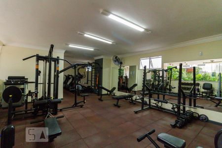 Apartamento à venda com 74m², 2 quartos e 1 vaga Apartamento à venda com 74m², 2 quartos e 1 vagaÁrea comum - Academia