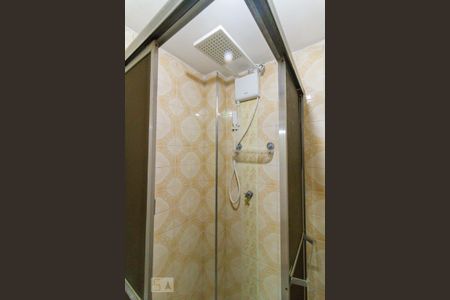 Apartamento à venda com 74m², 2 quartos e 1 vaga Apartamento à venda com 74m², 2 quartos e 1 vagaBanheiro da Suíte