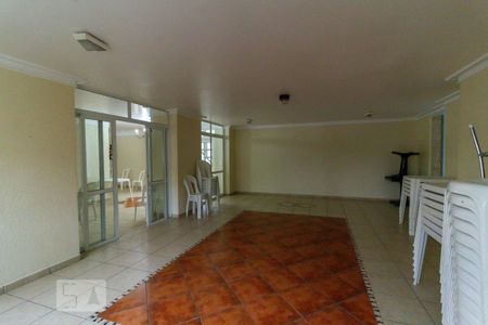 Apartamento à venda com 74m², 2 quartos e 1 vaga Apartamento à venda com 74m², 2 quartos e 1 vagaÁrea comum - Salão de festas