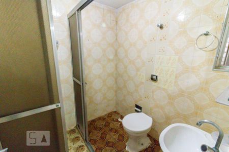 Apartamento à venda com 74m², 2 quartos e 1 vaga Apartamento à venda com 74m², 2 quartos e 1 vagaBanheiro da Suíte