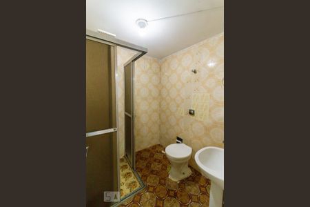 Apartamento à venda com 74m², 2 quartos e 1 vaga Apartamento à venda com 74m², 2 quartos e 1 vagaBanheiro da Suíte