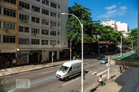 Apartamento à venda com 320m², 5 quartos e 2 vagas Apartamento à venda com 320m², 5 quartos e 2 vagasVista