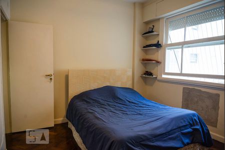 Apartamento à venda com 320m², 5 quartos e 2 vagas Apartamento à venda com 320m², 5 quartos e 2 vagasQuarto 2