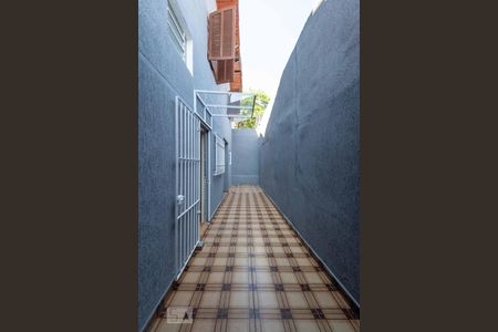 Casa à venda com 115m², 3 quartos e 2 vagas Casa à venda com 115m², 3 quartos e 2 vagasCorredor