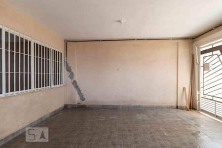 Casa à venda com 600m², 3 quartos e 2 vagasÁrea Externa - Garagem 2