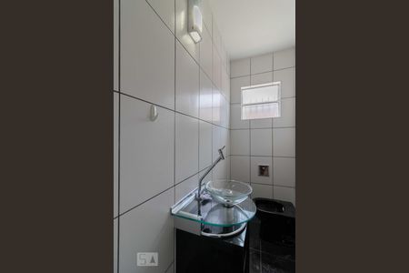 Casa à venda com 600m², 3 quartos e 2 vagasLavabo