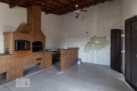 Casa à venda com 600m², 3 quartos e 2 vagasÁrea Externa - Churrasqueira