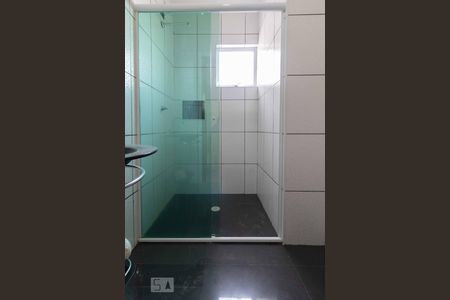 Casa à venda com 600m², 3 quartos e 2 vagasBanheiro Social