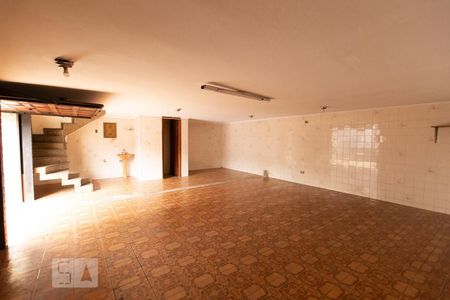 Casa para alugar com 200m², 2 quartos e 4 vagasGaragem
