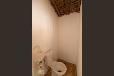 Casa para alugar com 200m², 2 quartos e 4 vagasBanheiro 4