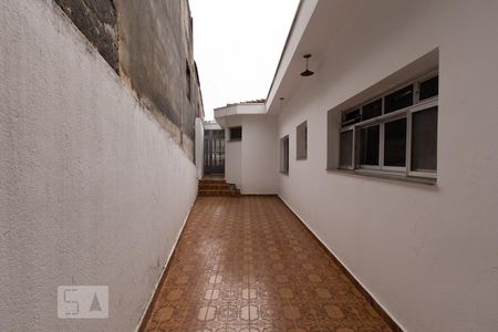 Casa para alugar com 200m², 2 quartos e 4 vagasQuintal
