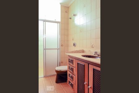 Banheiro  de apartamento à venda com 1 quarto, 62m² em Centro, São Caetano do Sul