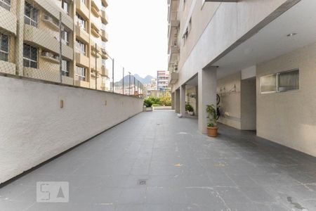 Apartamento para alugar com 77m², 2 quartos e 1 vaga Apartamento para alugar com 77m², 2 quartos e 1 vagaÁrea comum
