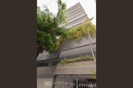 Apartamento para alugar com 77m², 2 quartos e 1 vaga Apartamento para alugar com 77m², 2 quartos e 1 vagaFachada