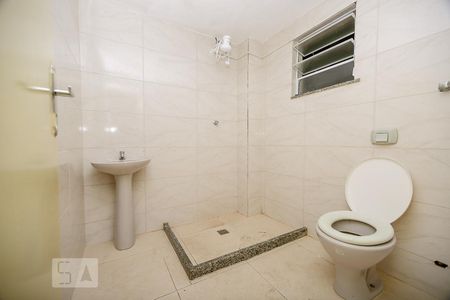 Banheiro Social de apartamento para alugar com 1 quarto, 60m² em Centro, Niterói